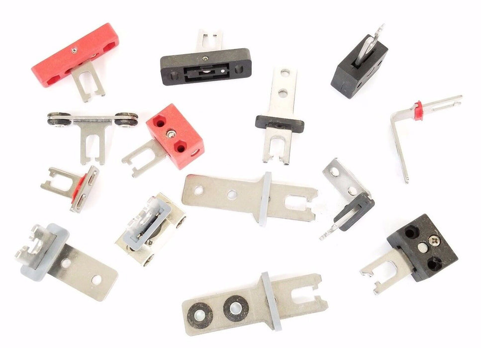 LOT OF MISCELLANEOUS ACTUATOR KEY HARDWARE