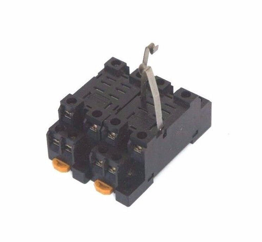 LOT OF 2 OMRON PTF08A-E SOCKET RELAY BASES PTF08AE