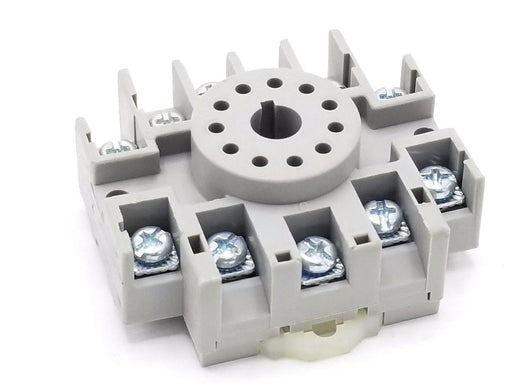 NEW DAYTON 6X156F RELAY SOCKET 10A, 300VAC