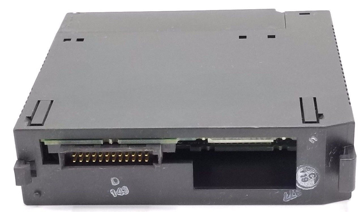 GE FANUC IC693MDL655E INPUT MODULE 32PT, 24 VDC POS/NEG FAST MISSING COVER