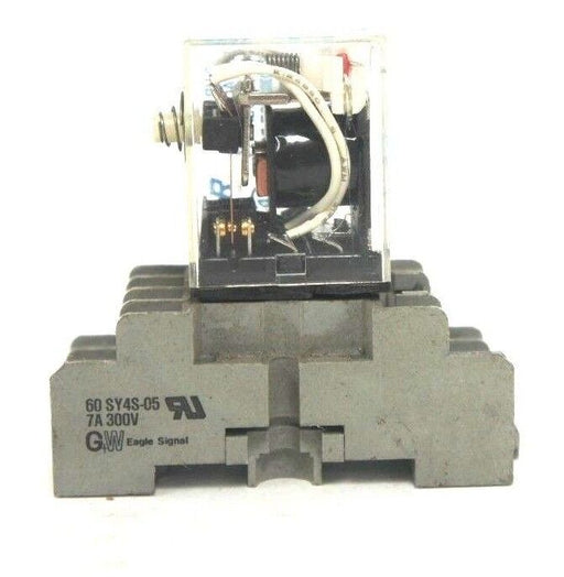 EAGLE SIGNAL 60 SY4S-05 RELAY SOCKET WITH AB 700-HC14A1-1-4 SER. B