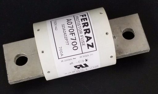 NIB FERRAZ SHAWMUT A070F700 PROTISTOR FUSE 700V, 700A, 323A2432P77
