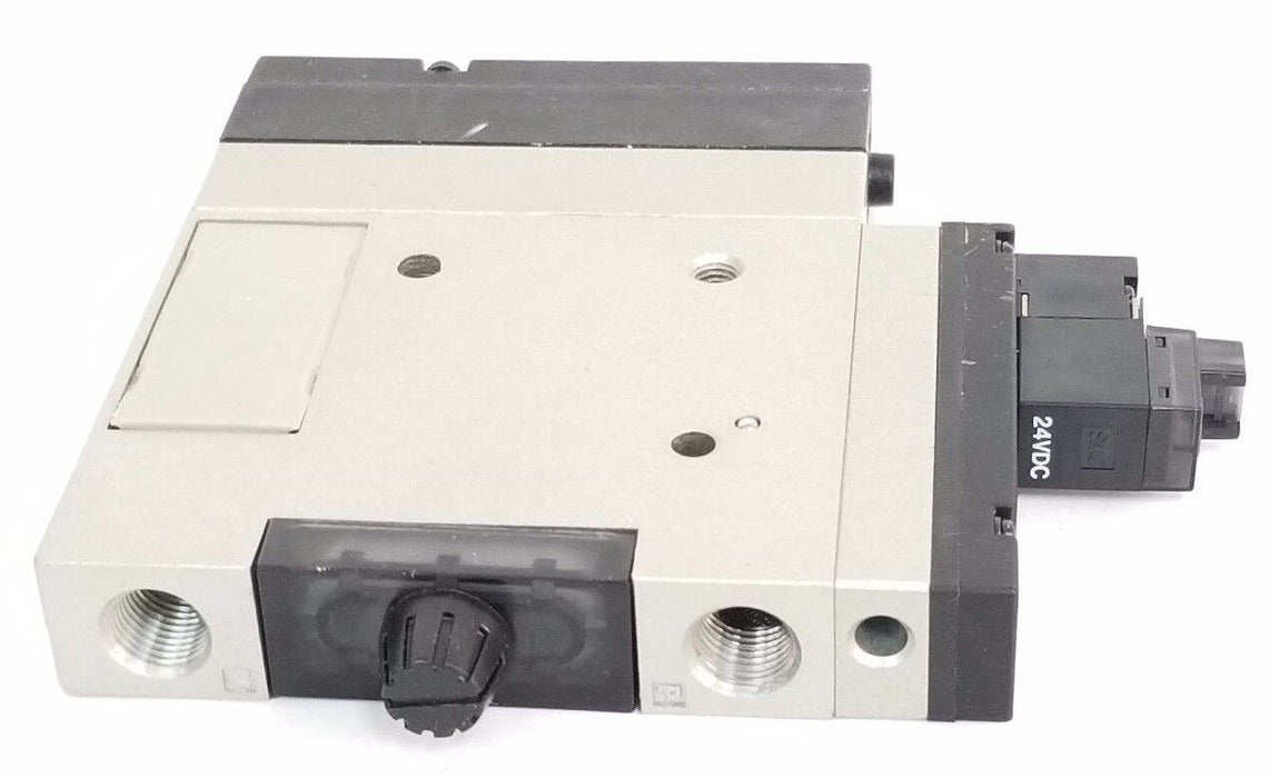 NEW SMC ZM131H VACUUM EJECTOR W/ VJ114 VACUUM SOLENOID 24VDC