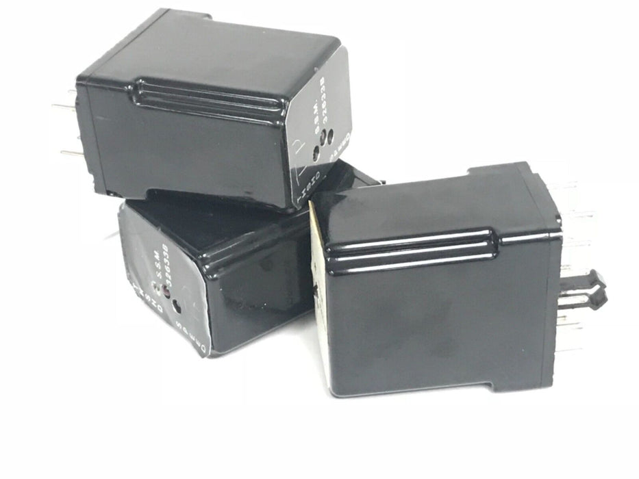 LOT OF 3 THSHD SPEED RELAYS S.S.M. 32633B