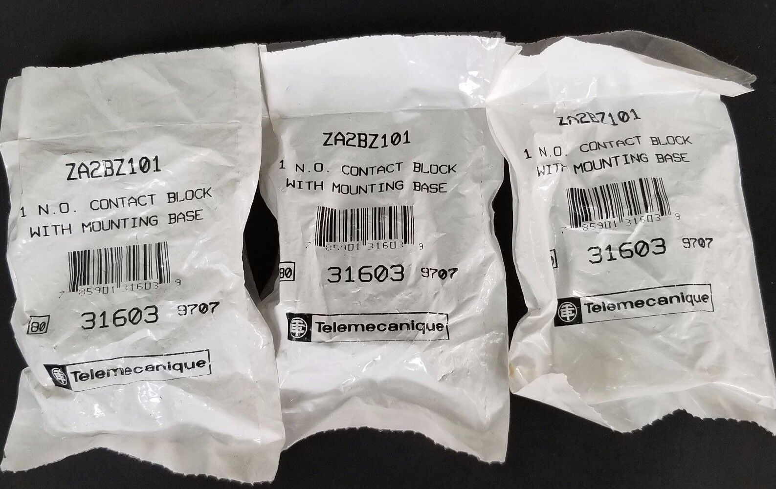 LOT OF 3 NEW TELEMECANIQUE ZA2BZ101 1 N.O. CONTACT BLOCKS WITH MOUNTING BASES
