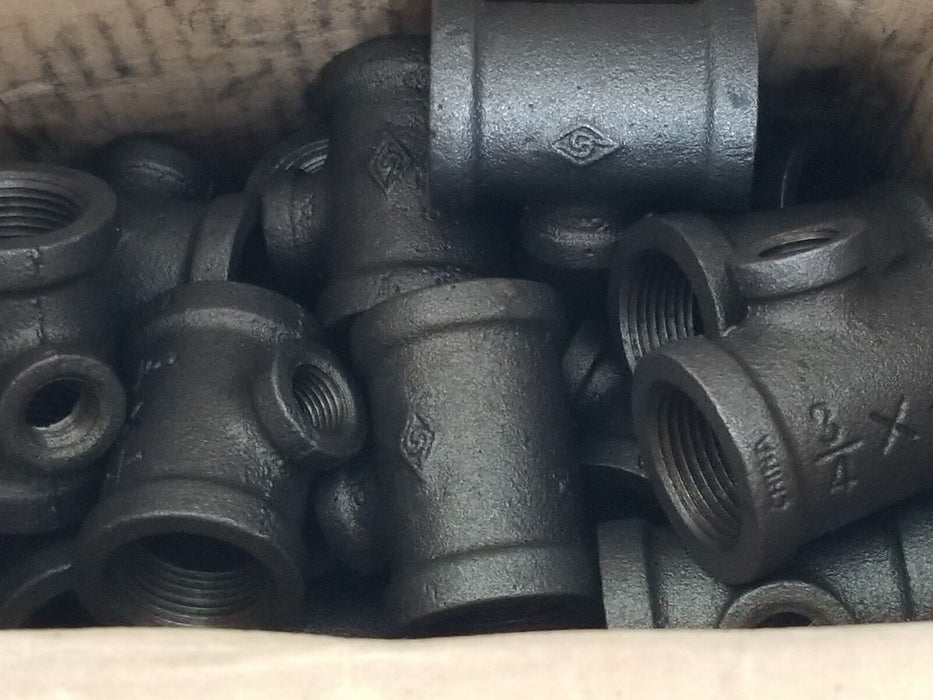 BOX OF 25 NEW MATCO-NORCA 3/4" X 1/4" ADAPTER TEES