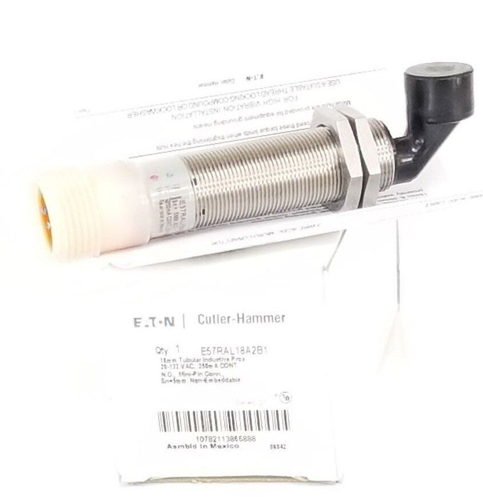 NIB EATON CUTLER-HAMMER E57RAL18A2B1 18MM TUBULAR INDUCTIVE PROXIMITY SENSOR