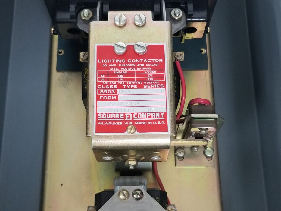 NEW SQUARE D CLASS 8903 TYPE PG 11 SERIES A AC LIGHTING CONTACTOR ASSY 8903PG11