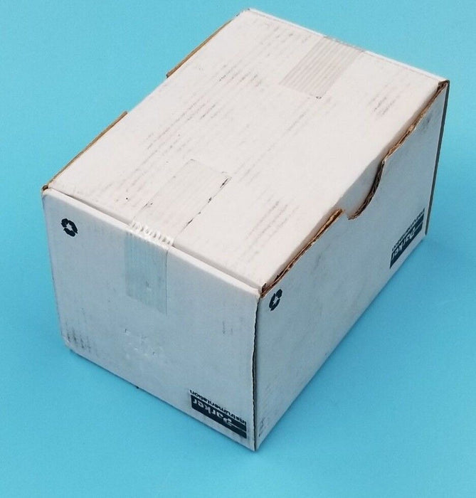 F/S BOX OF 30 PARKER 6MSC8N-B BRASS FITTINGS, 3/8" A-LOK X 1/2" MNPT, 6MSC8NB