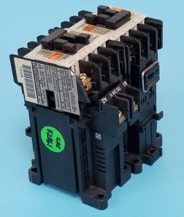 LOT OF 2 FUJI ELECTRIC SC-03/G CONTACTORS 11A, CAT NO 4GC0A, SC03G