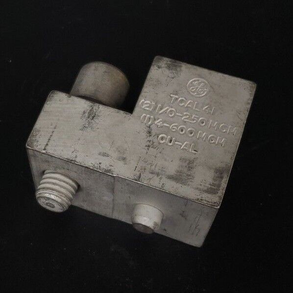 LOT OF 4 GENERAL ELECTRIC TCAL41 LUGS WITH MOUNTING SCREWS