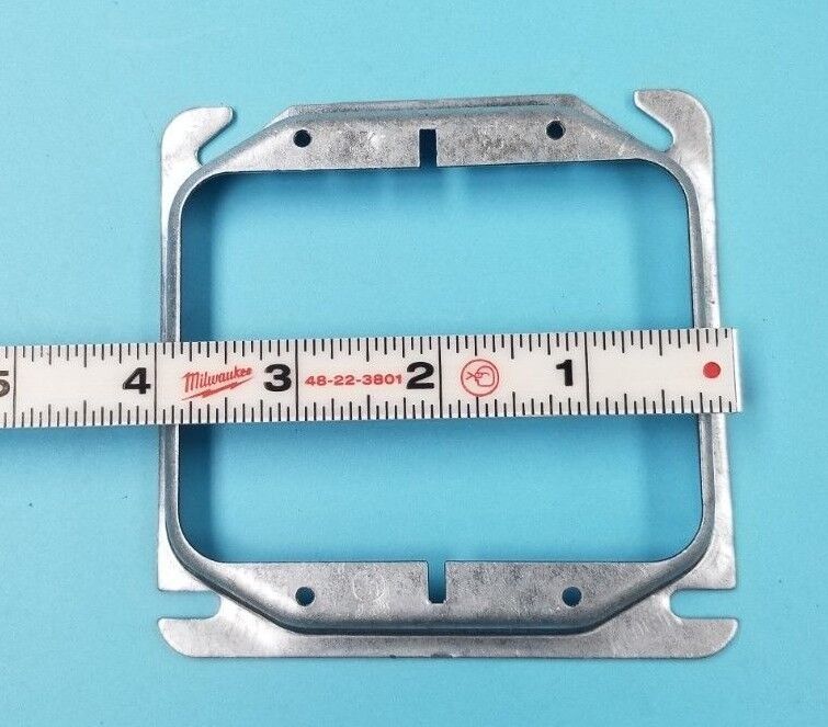 LOT OF 22 NEW GENERIC JUNCTION BOX HOUSINGS 1/2'' CONN