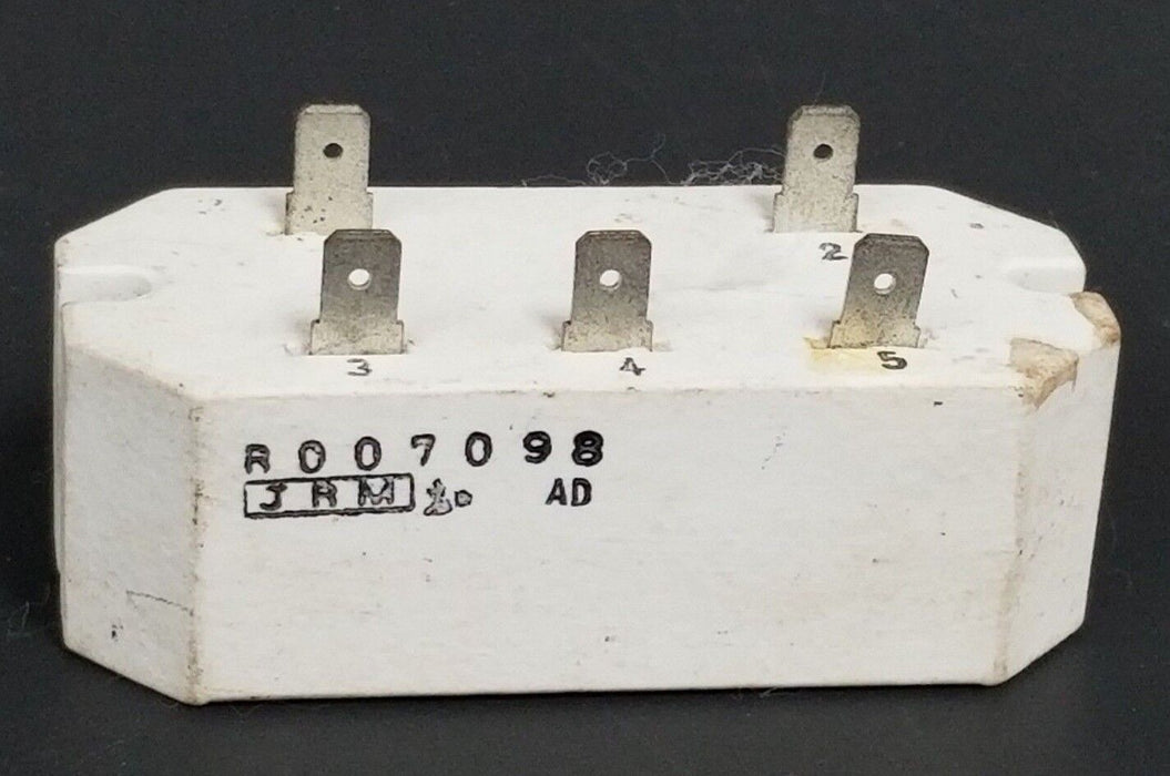 JAPAN RESISTOR MFG. R007098 RESISTOR 5-PIN