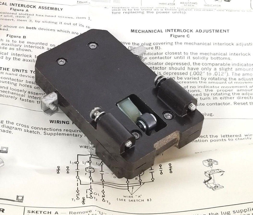 NIB EATON CUTLER-HAMMER C321KM1 MECHANICAL INTERLOCK FOR SIZE 0-1
