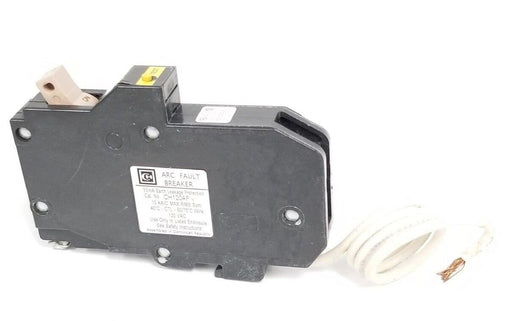 NEW CUTLER HAMMER CH120AF ARC FAULT BREAKER 20A 1P 120VAC 96-5654-2 D7A