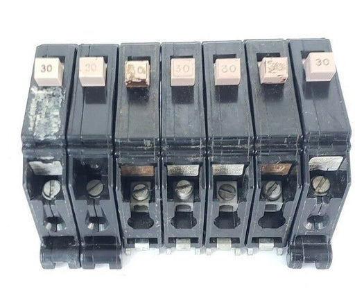 LOT OF 7 CUTLER HAMMER CH130 CIRCUIT BREAKERS 120-240V 30A 10K