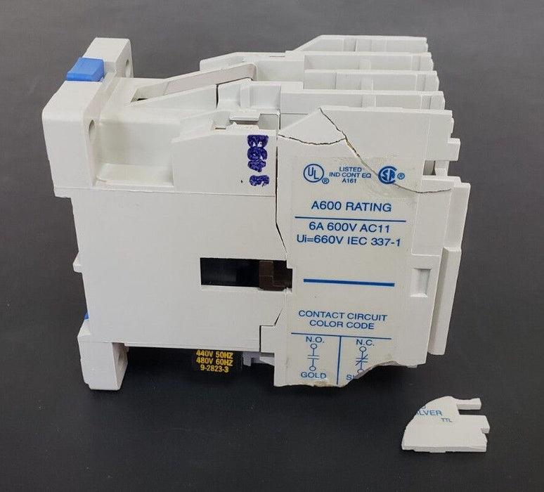 NEW EATON CUTLER-HAMMER D15CR22CB MULTIPOLE RELAY D15CR22 SER. B1 (DAMAGED)