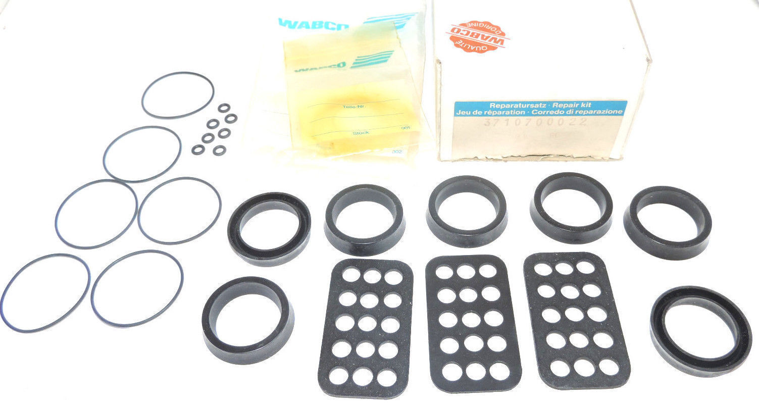 NEW WABCO 3710700022 REPAIR KIT 310790500 (INCOMPLETE)