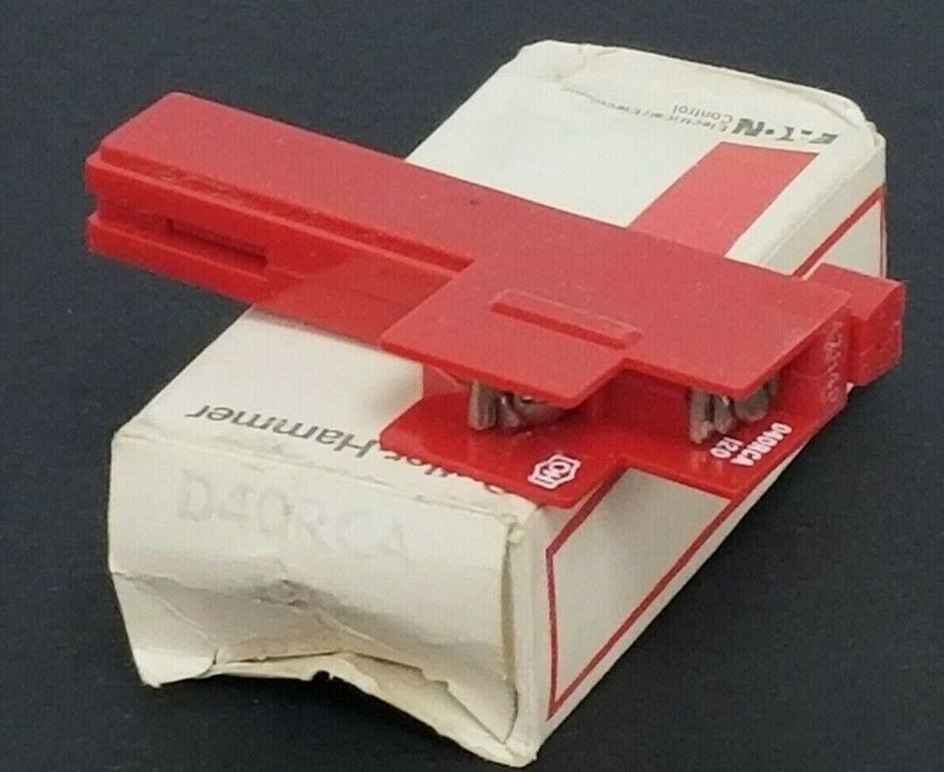 NIB CUTLER HAMMER D40RCA120 REED RELAY COIL 1P, 120VAC