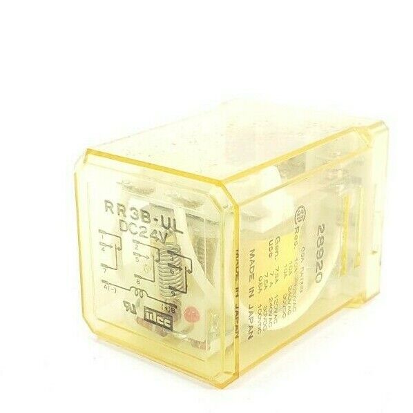 IDEC RR3B-UL-DC24V RELAY PLUG-IN 3PDT 10AMP 24VDC, RR3BULDC24V