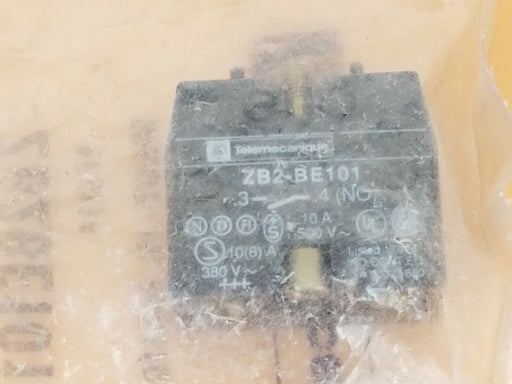 LOT OF 3 NEW TELEMECANIQUE ZB2-BE101 CONTACT BLOCKS, ZB2BE101