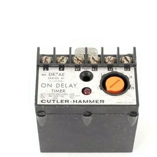 CUTLER HAMMER D87AE ON DELAY TIMER SER. A1 .3-30 SEC. 120V 50-60HZ