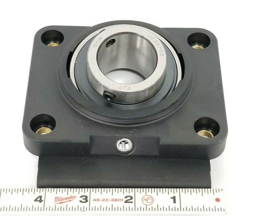 NEW SNR UC207G2 FJ7 BEARING INSERT W/ BRG METRIC 4-BOLT FLANGE 35MM BORE