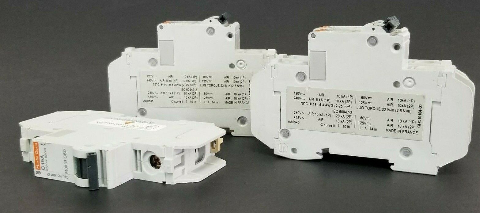 LOT OF 4 MERLIN GERIN CAT. NO. 60112 MULTI9 C60 CIRCUIT BREAKERS C15A 240V/60V