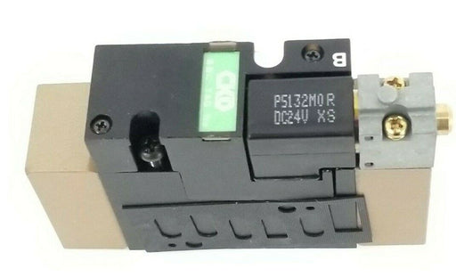 NEW CKD 4L219 SOLENOID VALVE 0.15-0.97MPa W/ P5132M0R PILOT VALVE 24VDC