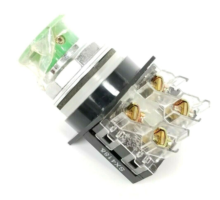 NEW MULTILINE / GE ES250A PUSHBUTTON ASSEMBLY CR104P SX418 GREEN WAR5645
