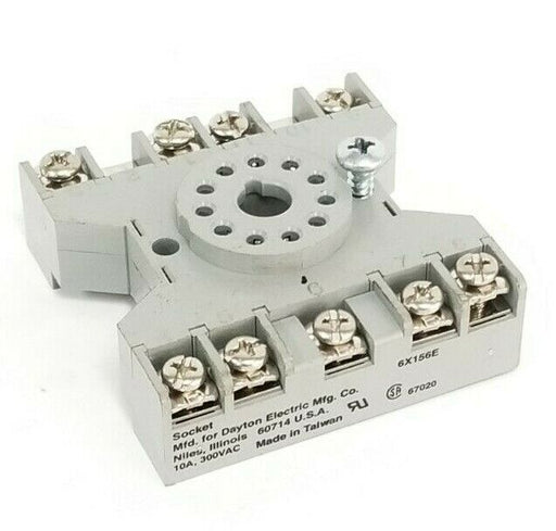DAYTON 6X156E SOCKET 10A, 300VAC