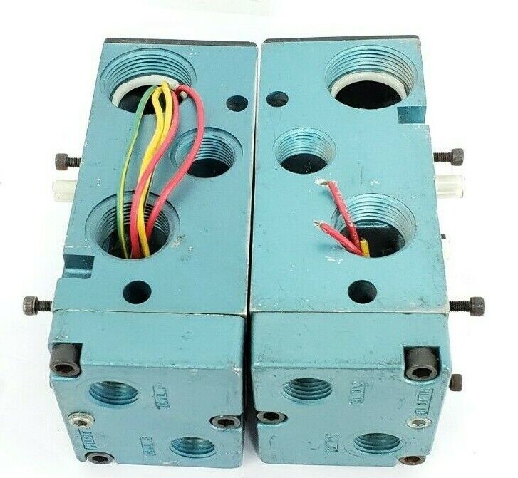LOT OF 2 NUMATICS VALVE BLOCKS