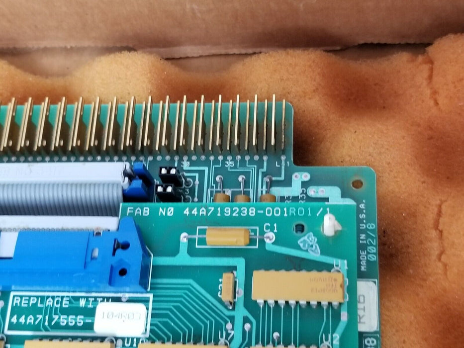 GE FANUC IC600BF915L APM TYPE 1 SINGLE AXIS BOARD W/ 44A717555-G01 PC BOARD