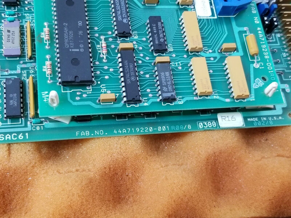 GE FANUC IC600BF915L APM TYPE 1 SINGLE AXIS BOARD W/ 44A717555-G01 PC BOARD