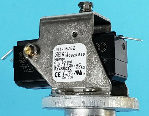 NEW STERIS / UNITED ELECTRIC P150829-896 PRESSURE SWITCH J41-15782 0-50PSI