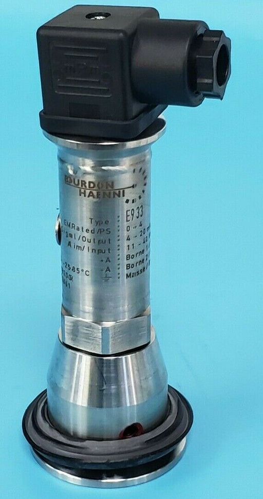 NEW BOURDON HAENNI TYPE: E933 PRESSURE TRANSMITTER 0-4 BAR 4-20mA 11-40VDC