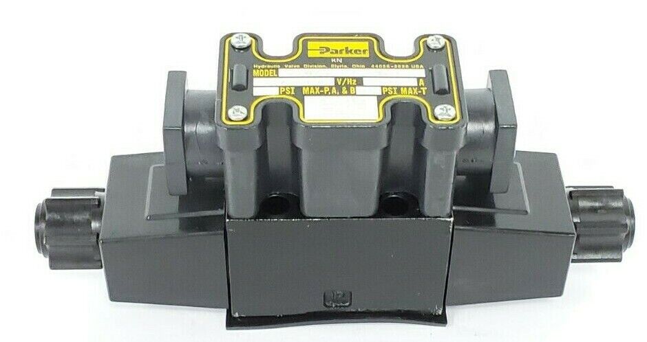 NIB PARKER D1VW20DNQCF72XB034 SOLENOID VALVE 5000PSI, 0.56 AMPS