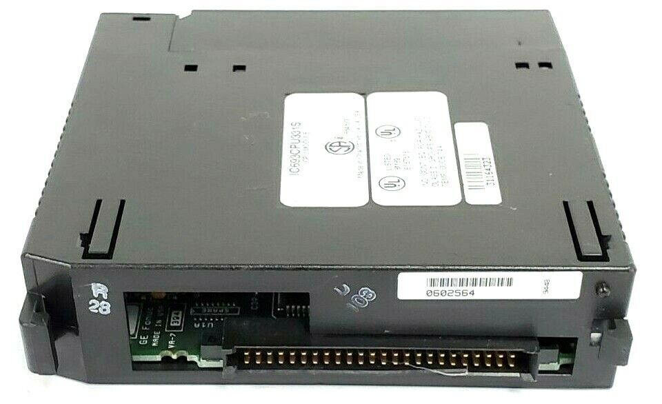 GE FANUC IC693CPU331S CPU MODULE (MISSING PLASTIC COVER)