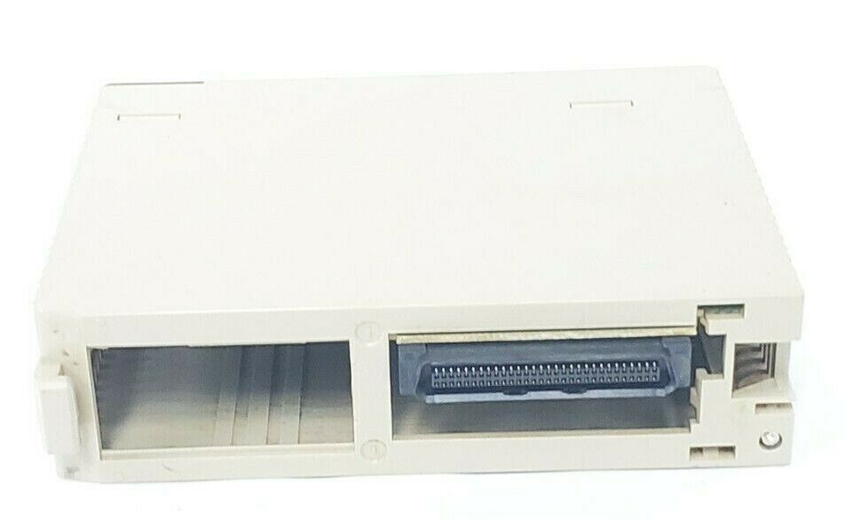OMRON CS1W-OD211 OUTPUT UNIT CS1WOD211, 24V DC (MISSING COVER)
