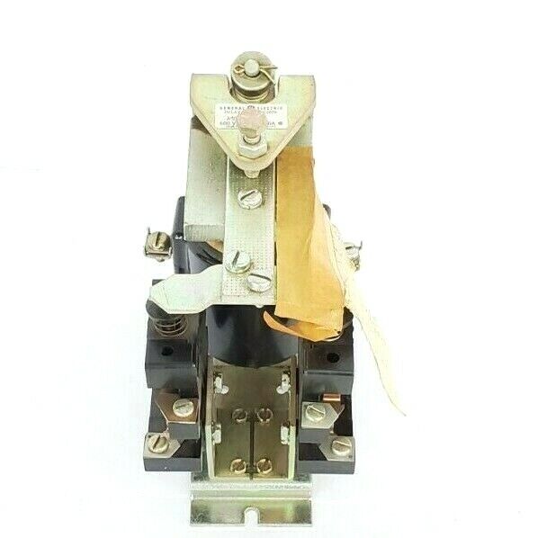 GENERAL ELECTRIC IC2820-A100BB3H RELAY 600V MAX. 10A