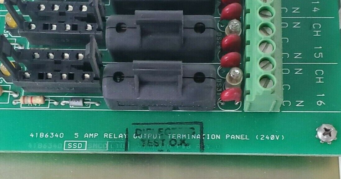 FISHER 41B7289X022-69 RELAY OUTPUT BOARD TYPE CL67741 CL6774X1-A2 (NO RELAYS)