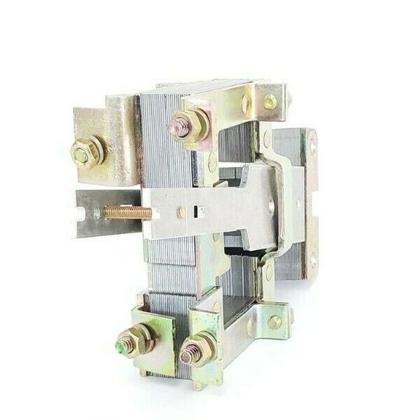 NEW GE GENERAL ELECTRIC 622C521G3 CIRCUIT BREAKER MAGNET / ARMATURE ASSEMBLY