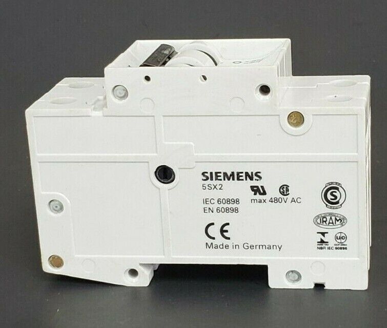 LOT OF 4 SIEMENS 5SX22D1 CIRCUIT BREAKERS 5XS2, 5SX22 MAX 480V AC