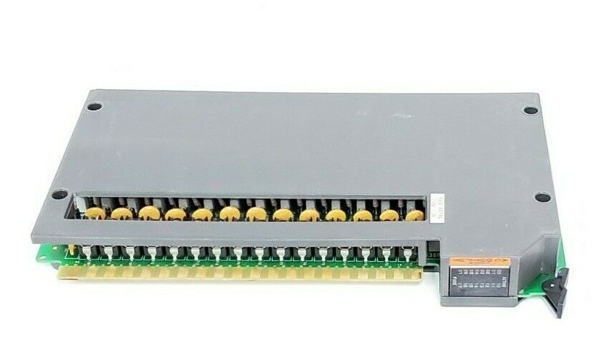 ALLEN-BRADLEY 1771-OD16 SER. B ISOLATED 120V AC OUPUT MODULE 1771-OD16/B REV D03