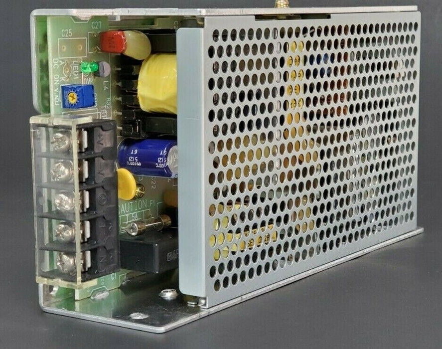 OMRON S82J-10015D POWER SUPPLY AC100-120/200-240V 50/60HZ 2.5/1.4A / DC 15V 7A