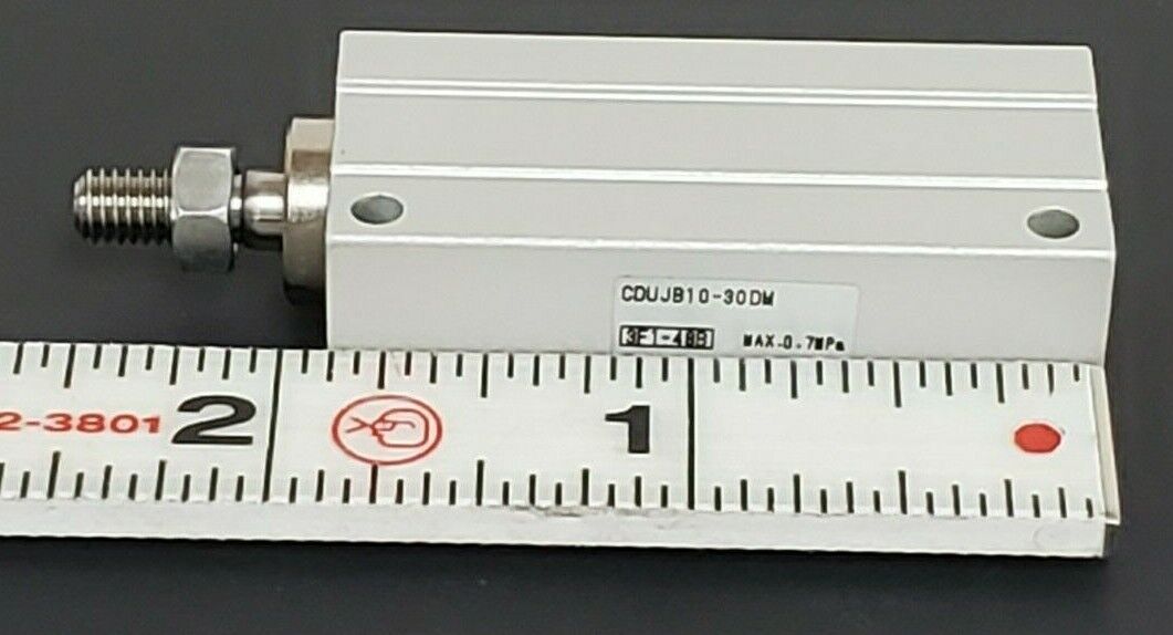 NEW SMC CDUJB10-30DM PNEUMATIC CYLINDER, 0.7MPa, 3F1-48B, CUJ0C35, CDUJB1030DM