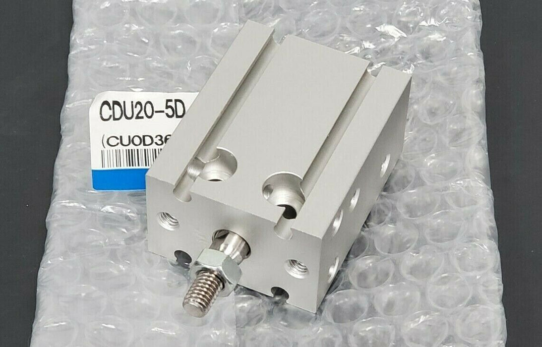 NEW SMC CDU20-5D PNEUMATIC CYLINDER 0.7MPA, CDU205D