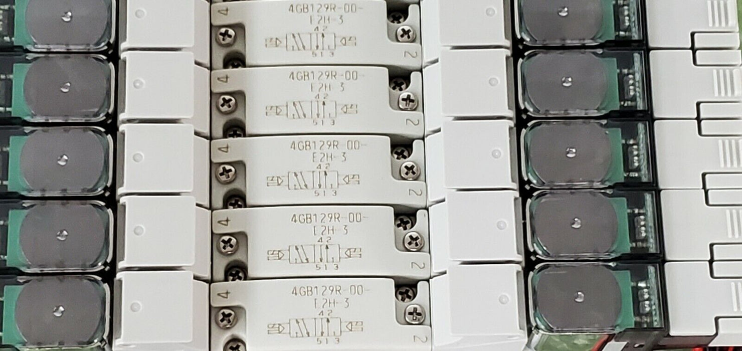 NIB CKD M4GB120R-C6-E2HD-6-3 VALVE MANIFOLD ASSEMBLY M4GB120RC6E2HD63