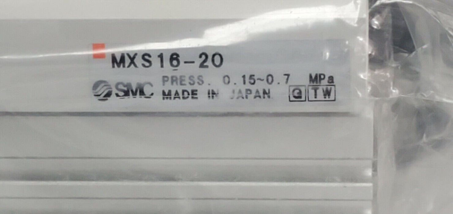 NEW SMC MXS16-20 AIR SLIDE TABLE 16 MM BORE 20 MM STROKE MXS1620