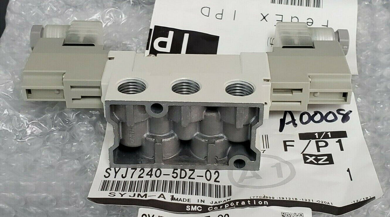 NEW SMC SYJ7240-5DZ-02 DOUBLE SOLENOID VALVE BASE MOUNT SYJ72405DZ02